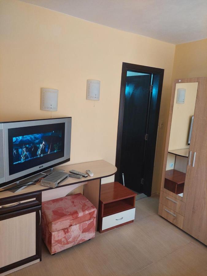 סבטי ולאס Femili Hotel Diveda מראה חיצוני תמונה