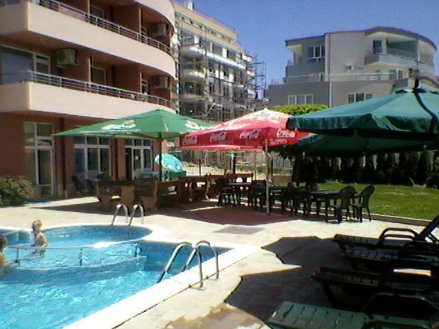 סבטי ולאס Femili Hotel Diveda מראה חיצוני תמונה