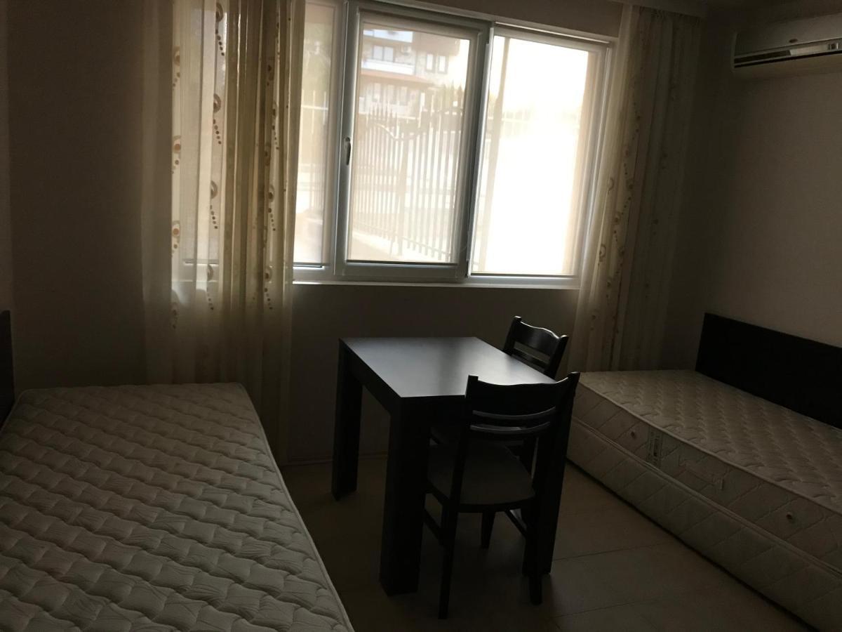 סבטי ולאס Femili Hotel Diveda מראה חיצוני תמונה